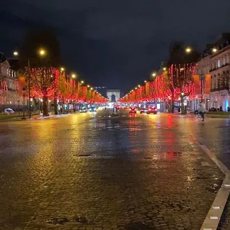 Champs-elysees 8e * פריז